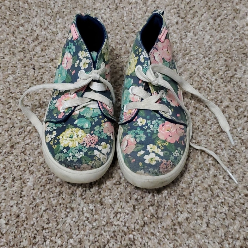Floral shoes